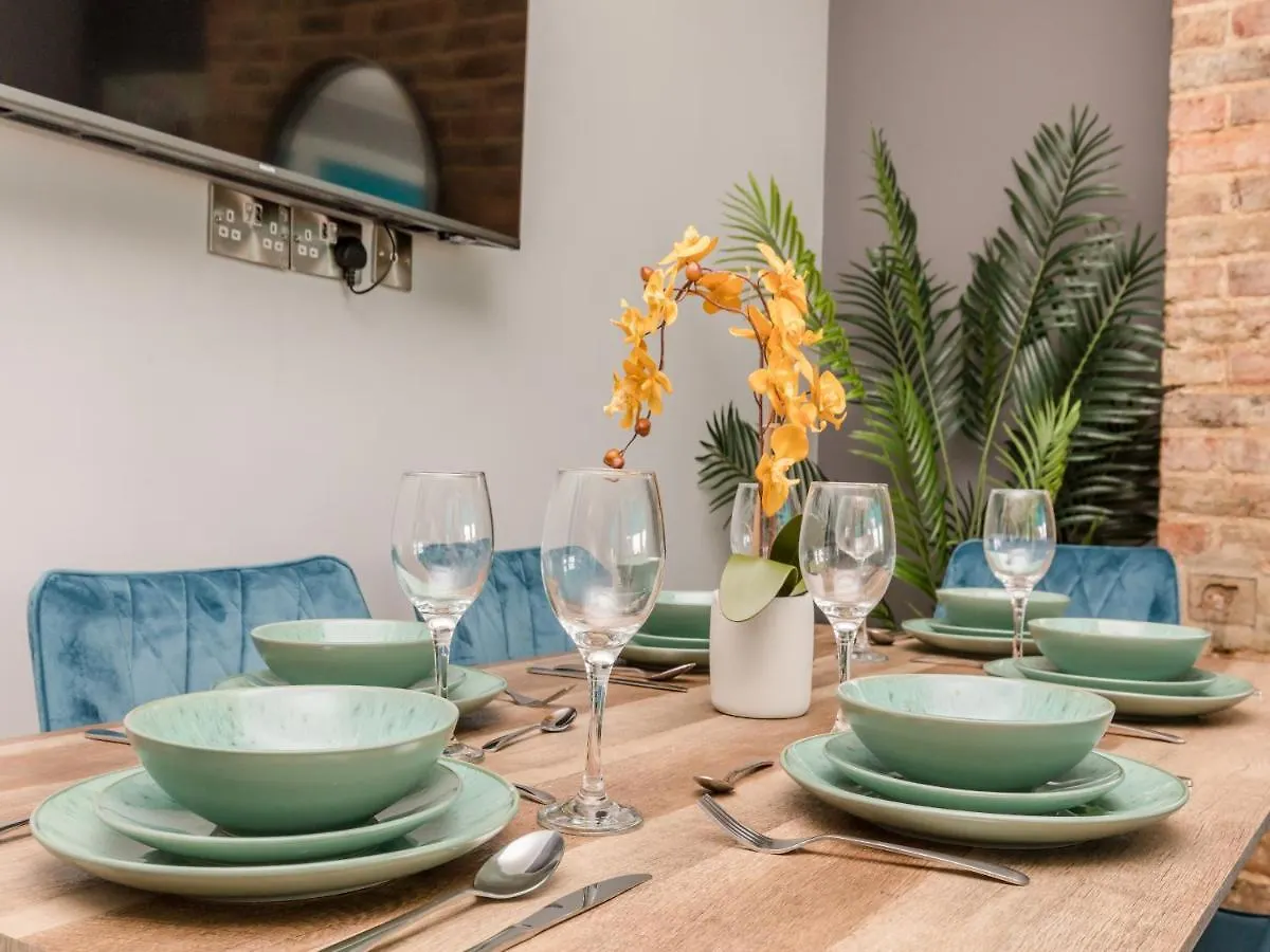 Apartman Modern Contemporary 2-Bedroom Flat Brighton